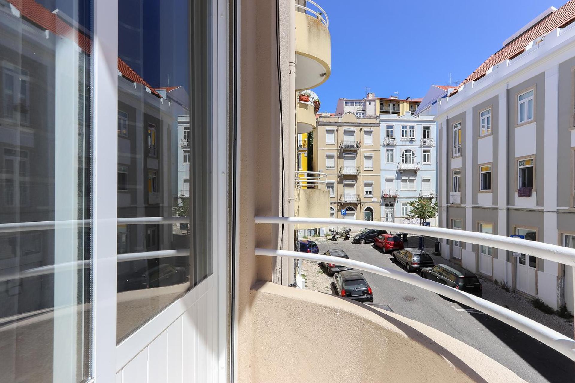 Cozy And Sunny Apartment - Anjos, Lisboa Eksteriør billede